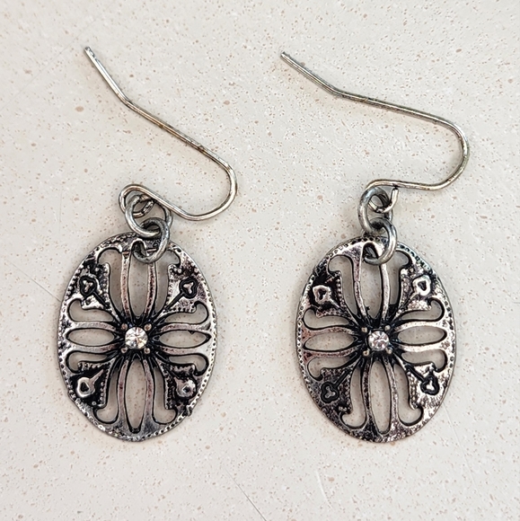 Source Unknown Jewelry - Vintage silver earrings